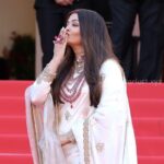 Aishwarya rai glam pics from cannes 2025 with sindhoor (15)