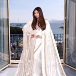 Aishwarya rai glam pics from cannes 2025 with sindhoor (23)