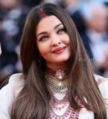 Aishwarya rai glam pics from cannes 2025 with sindhoor (41)
