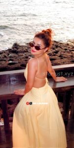 Avneet kaur hot exposing cleavage and thighs HD 179