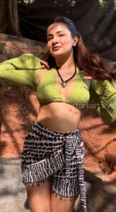 Avneet kaur hot exposing cleavage and thighs HD 46