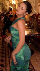 Avneet kaur hot exposing cleavage and thighs HD 77