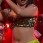 Tamanna bhatia hot navel and cleavage show at zee cine awards 2025-starlust (19)