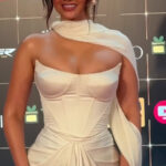 AKANKSHA_SHARMA_IRRESISTIBLE_POPPING_CLEAVAGE_LUSTY_LOOKS_TEASE_AT_EVENT (1)