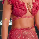 DAMSEL_SLUTTY_SEXY_AKANKSHA_PURI_HOTTIE_SLAYING_SEXY_VIEW (4)