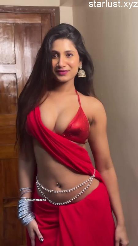 SHANU_CAPTIVATING_TRANSITION_INTO_SEDUCTIVE_SAREE_HOTTIE (5)