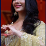 SLUTTY_NABHA_NATESH_STUNNING_WIFE_MATERIAL_CUTE_CLEAVAGE_TEASE (3)
